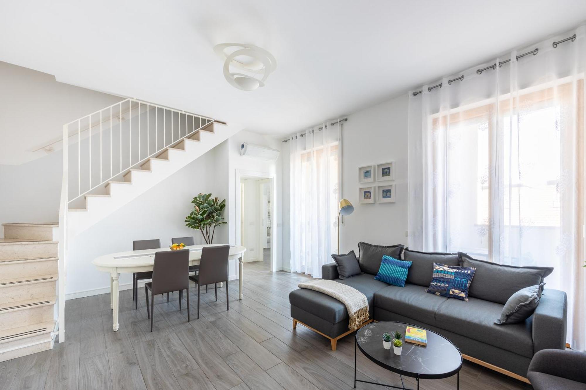 Bocconi'S Nest - Close To Duomo With Terrace Milan Extérieur photo