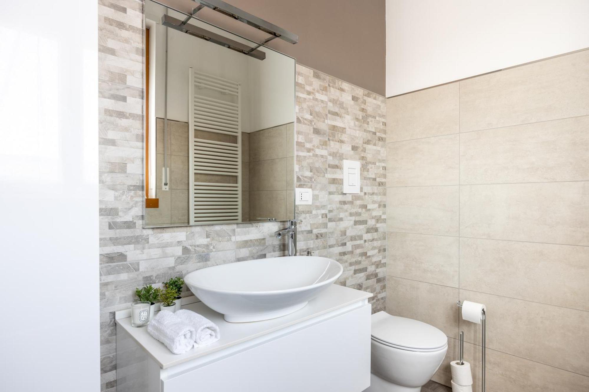 Bocconi'S Nest - Close To Duomo With Terrace Milan Extérieur photo